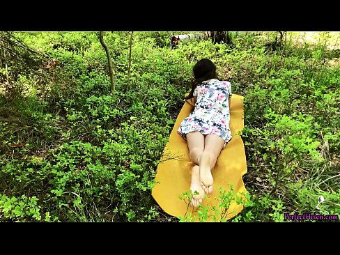 ❤️ 陌生人在Tinder上自慰我的阴部,并在树林里热情地做爱 ️❌ Fucking❌️❤